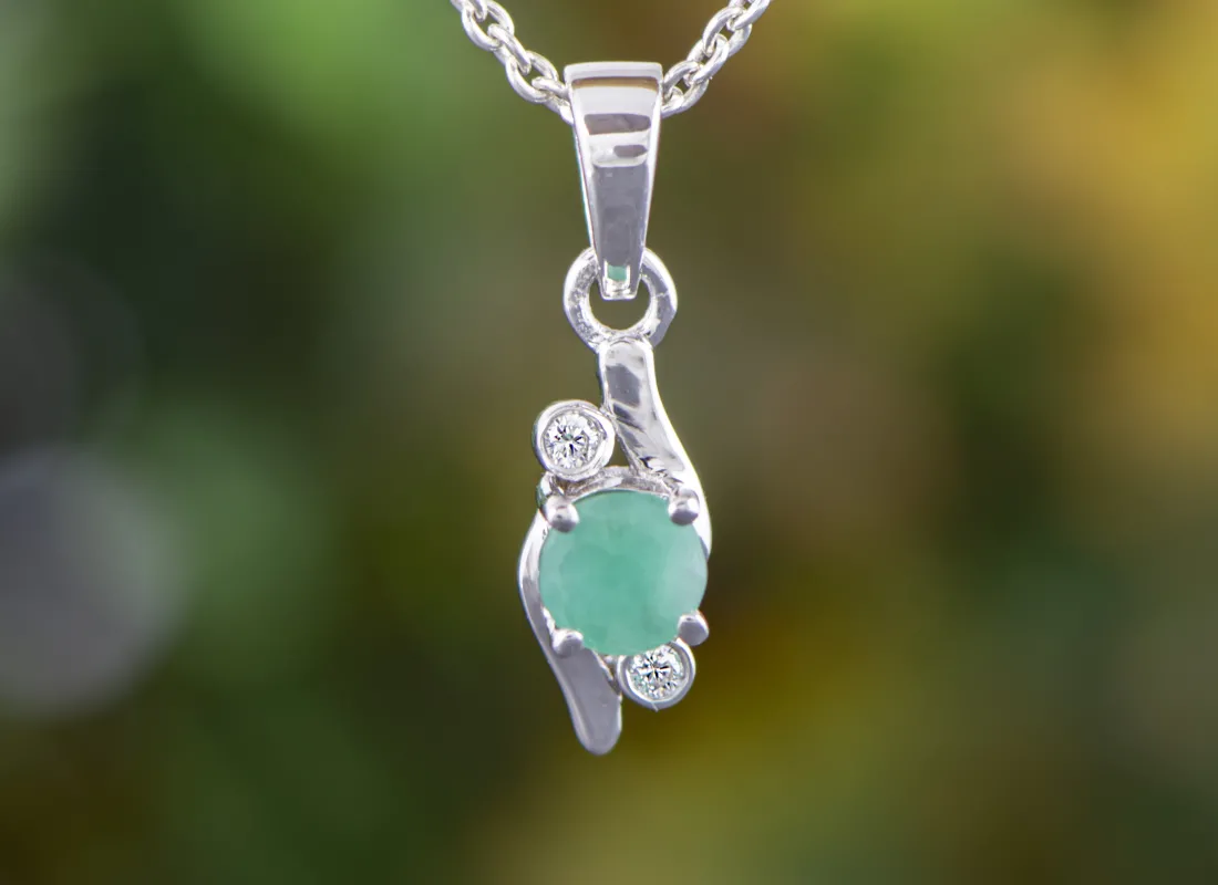 Смарагд Висулка